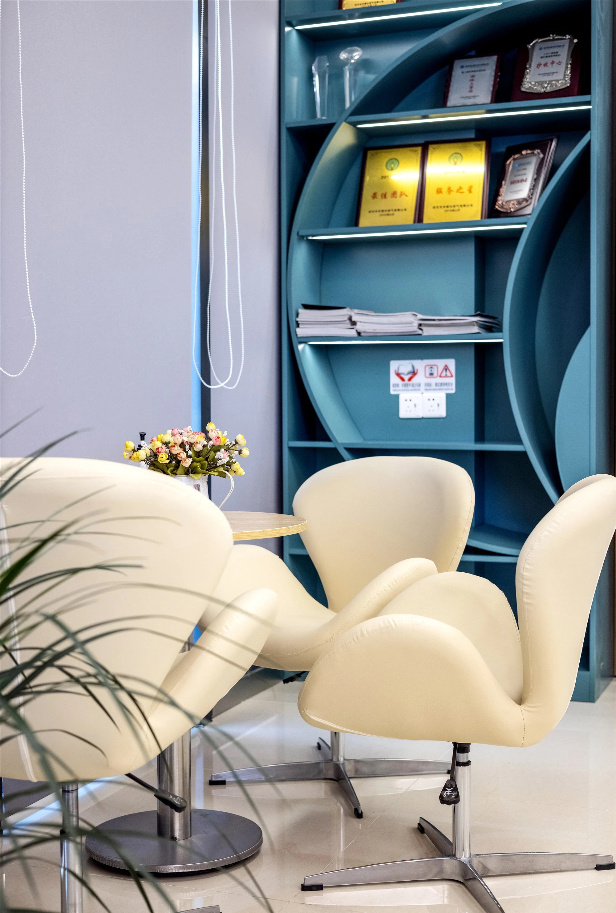 【案例賞析】武漢市車都天然氣營(yíng)業(yè)廳完工實(shí)景展示，開(kāi)放多元，活力共享！(圖10)