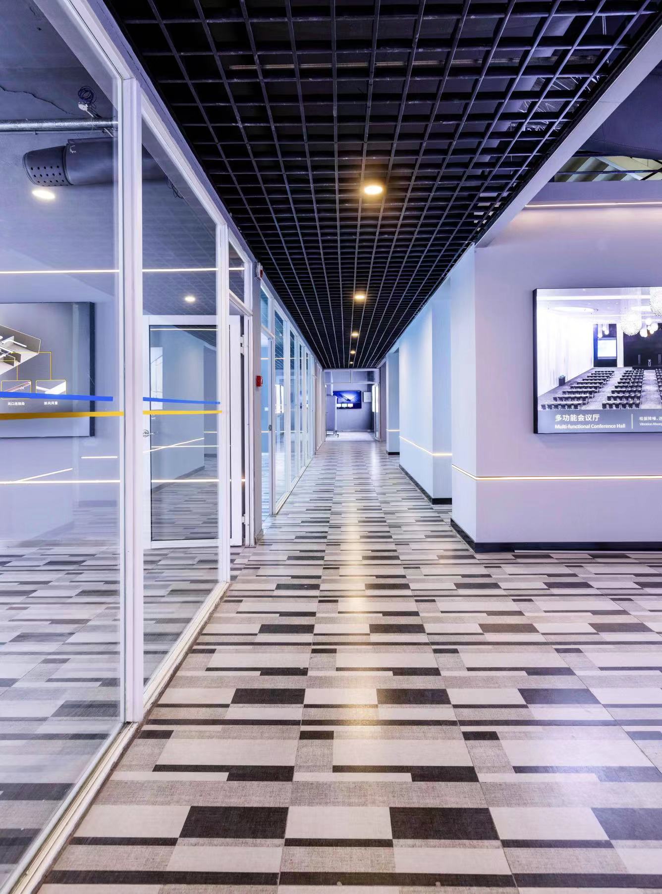 【案例賞析】簡到極致，自帶高級感的展廳設(shè)計！(圖3)