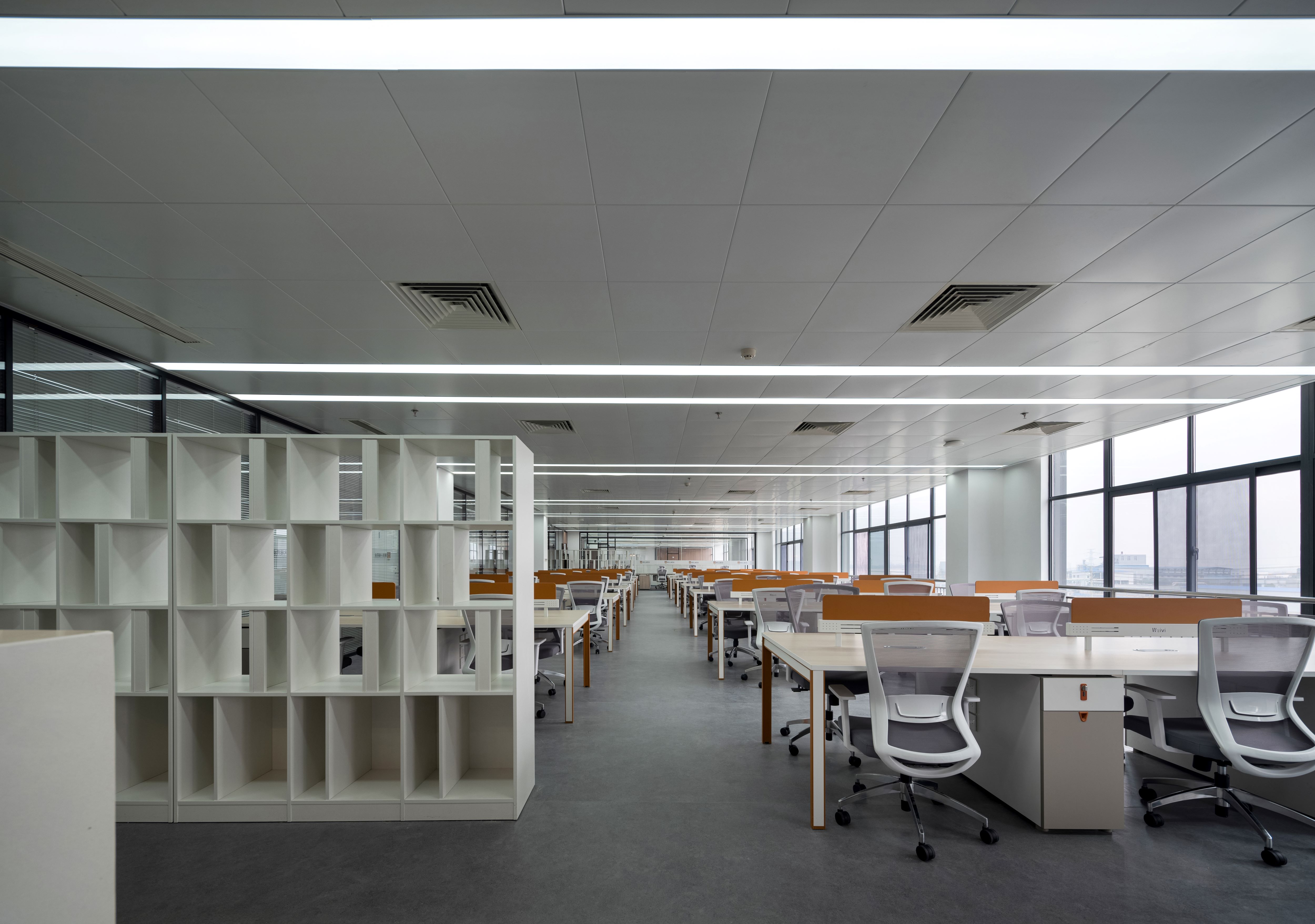 【完工案例】人福醫(yī)藥黃岡總部辦公室裝修完工！(圖3)